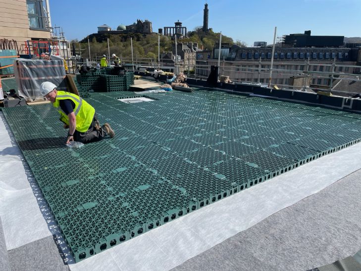 Installation of an ABG blueroof (Blue Roof System) for stormwater Manaagement